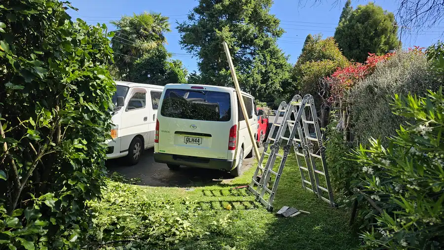 Junk removal and property clean-out equipment